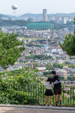 23 Eylül 2023 tarihinde Güney Kore 'nin Gyeonggi eyaletinin başkenti Suwon şehri