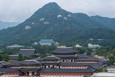 Güney Seul 'deki Joseon hanedanlığının Gyeongbokgung kraliyet sarayı. 