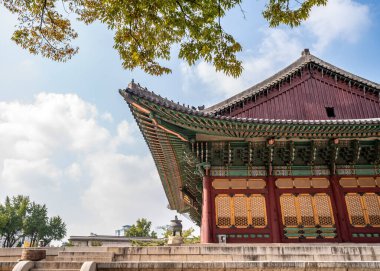 Deoksugung, 25 Ekim 2023 'te Güney Kore' deki Joseon hanedanlığının kraliyet sarayı.