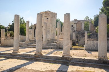 Atina 'da 17 Ağustos 2024' te Atina, Yunanistan 'da inşa edilen Roma Agorası' nın antik kalıntıları