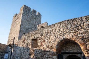 Sırbistan 'ın başkenti Belgrad' daki Kalemegdan parkında 28 Haziran 2024 'te Tarihi Belgrad Kalesi' nin kalıntıları