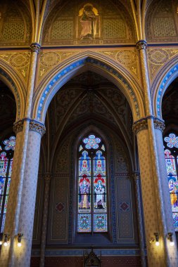 Çek Cumhuriyeti, Prag 'ın Vinohrady ilçesindeki Namesti Miru Meydanı' ndaki St. Ludmila Bazilikası neo-Gotik Katolik kilisesi.