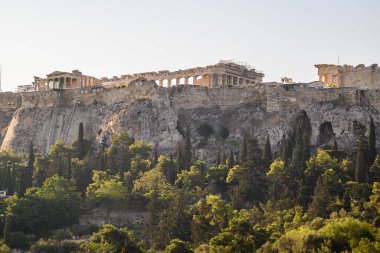 Atina 'nın başkenti Yunanistan' da Parthenon ve Antik Akropolis 'in panoramik manzarası