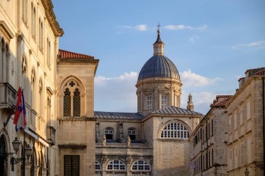 Hırvatistan Cumhuriyeti 'nin Dubrovnik kentindeki Bakire Meryem' in Varsayımına Dair Roma Katolik Katedrali