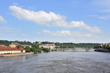 17 Eylül 2024 'te Çek Cumhuriyeti' nin Prag kentinde, Orta ve Doğu Avrupa 'da, Vltava nehrindeki yüksek su seviyeleri Boris' in ardından şiddetli yağmur ve sellere neden oldu.