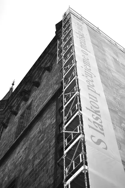 stock image Renovation works on Powder Gate gothic tower (Prasna brana), historical landmark in Prague, Czech Republic on 14 September 2024