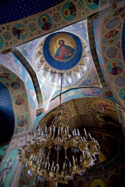 Gürcistan 'ın başkenti Tiflis' in tarihi Eski Kenti 'nde yer alan Gürcü Ortodoks katedrali Dormition' un Sioni Katedrali 'nin içi