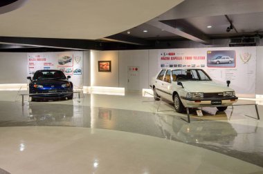 20 Aralık 2017 tarihinde Japonya 'nın Hiroşima kentindeki Mazda araba müzesi ve montaj fabrikası sergisinde eski arabalar sergilendi.