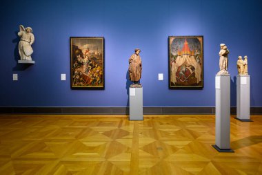 3 Ocak 2025 'te Almanya' nın Berlin kentindeki Museum Island kompleksinde Bode Müzesi 'nin daimi sergisi, heykeller, tablolar, Bizans sanat ve sikkeleri karma sanat koleksiyonu