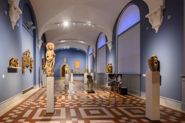 3 Ocak 2025 'te Almanya' nın Berlin kentindeki Museum Island kompleksinde Bode Müzesi 'nin daimi sergisi, heykeller, tablolar, Bizans sanat ve sikkeleri karma sanat koleksiyonu