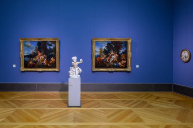 3 Ocak 2025 'te Almanya' nın Berlin kentindeki Museum Island kompleksinde Bode Müzesi 'nin daimi sergisi, heykeller, tablolar, Bizans sanat ve sikkeleri karma sanat koleksiyonu