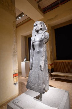 Eski Mısır eserleri 2 Ocak 2025 'te Almanya' nın başkenti Berlin 'deki Müze Adası' ndaki Yeni Müze 'de sergilendi.