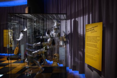 Almanya 'nın başkenti Berlin' de 4 Ocak 2025 'te düzenlenen Aydınlanma ve Soğuk Savaş konulu geçici sergilerle Alman Tarih Müzesi' nin Pei binası