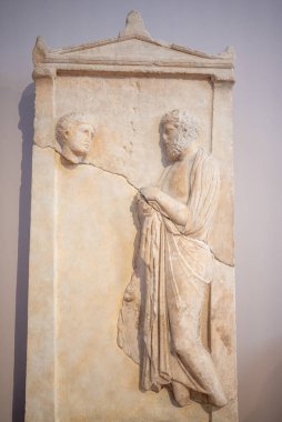 Yunanistan 'ın Atina kentindeki Antik Yunan hazinelerinin en zengin koleksiyonunun yer aldığı Ulusal Arkeoloji Müzesi' nde 14 Ağustos 2023 'te sergilenen antik eserler