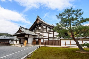 Japonya 'nın Kyoto şehrindeki Nijo kalesinin eski Japon Tokugawa Shogun konutu 12 Kasım 2017