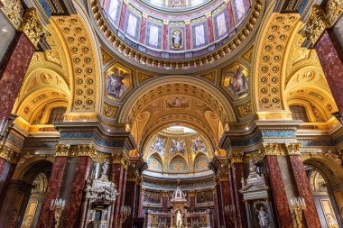 Aziz Stephen Bazilikası (Szent Istvan Bazilika), Roma Katolik kilisesi ve 1 Mayıs 2023 'te Macaristan' ın Budapeşte kentindeki UNESCO Dünya Mirası