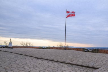 Spilberk Şatosu, 9 Şubat 2025 tarihinde Çek Cumhuriyeti 'nin Güney Moravya bölgesinin Brno şehir merkezindeki tarihi bir tepenin üzerindeki tarihi kale.