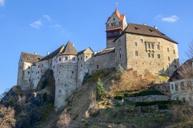 Madalyon Kalesi, 2 Mart 202 'de Çek Cumhuriyeti' nin Karlovy Vary bölgesinde, Madalyon kasabasındaki 12. yüzyıldan kalma gotik bir kale.
