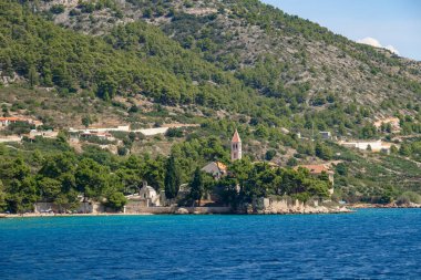 24 Ağustos 2024 'te Hırvatistan' ın Split-Dalmaçya İlçesi Brac adasındaki Bol kasabasındaki Dominik manastırı