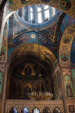 1 Nisan 2025 'te Gürcistan' ın başkenti Tiflis 'in tarihi Eski Kenti' nde yer alan Gürcü Ortodoks katedrali Dormition 'un Sioni Katedrali' nin freskleri ve içi