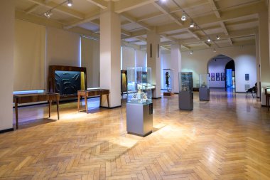 Gürcistan 'ın başkenti Tiflis' teki Gürcistan Ulusal Müzesi 'nde 13 Nisan 2025' te antik eser sergisi