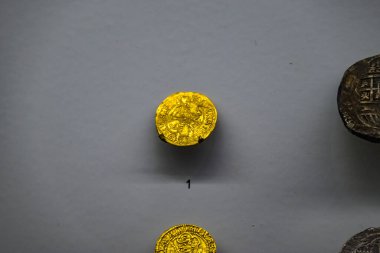 Gürcistan 'ın başkenti Tiflis' teki Gürcistan Ulusal Müzesi 'nde 13 Nisan 2025' te antik sanat eserleri, altın, gümüş ve değerli taşlar sergisi açıldı.