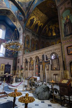 24 Nisan 2025 'te Gürcistan' ın başkenti Tiflis 'in tarihi Eski Kenti' nde bulunan Gürcü Ortodoks katedrali Dormition 'un Sioni Katedrali' nin freskleri ve içi