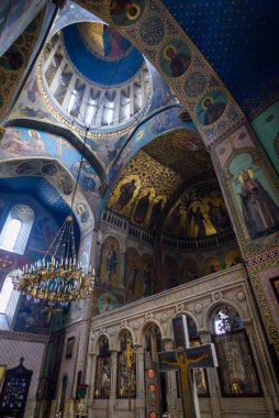 24 Nisan 2025 'te Gürcistan' ın başkenti Tiflis 'in tarihi Eski Kenti' nde bulunan Gürcü Ortodoks katedrali Dormition 'un Sioni Katedrali' nin freskleri ve içi