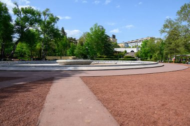 Vake Park, 24 Nisan 2025 'te Gürcistan' ın başkenti Tiflis 'te 2.