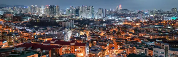 Seul gece manzarasının panoramik görüntüsü, Güney Kore 1 Nisan 2022