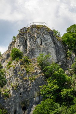 Doğu Sırbistan 'ın Bor kenti yakınlarındaki en derin ve en uzun kanyonu olan Lazar Kanyonu' nun (Lazarev kanjon) manzarası