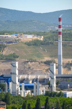 Avrupa 'nın en büyük bakır madenlerinden biri olan Zijin Bor Copper bakır madeni ve eritme kompleksi, 31 Mayıs 2025' te Sırbistan 'ın Bor kentindeki Zijin Madencilik Grubu' na ait.