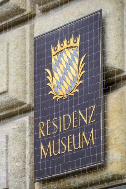 Münih Konağı, Bavyera 'nın Wittelsbach hükümdarlarının eski kraliyet sarayı, bugün büyük sanat koleksiyonuna sahip binalar, salonlar ve avlular kompleksi, 13 Temmuz 2025' de Almanya 'nın Münih kentinde