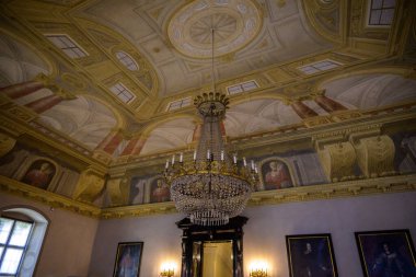 Münih Konağı, Bavyera 'nın Wittelsbach hükümdarlarının eski kraliyet sarayı, bugün büyük sanat koleksiyonuna sahip binalar, salonlar ve avlular kompleksi, 13 Temmuz 2025' de Almanya 'nın Münih kentinde