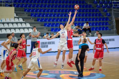 Basketbol maçı Gürcistan - Sırbistan, 9 Ağustos 2025 tarihinde Gürcistan 'ın başkenti Tiflis' teki Olimpik Saray 'da düzenlenen Avrupa Adaylar Şampiyonası FIBA U16 EuroBasket 2025' te düzenlendi.