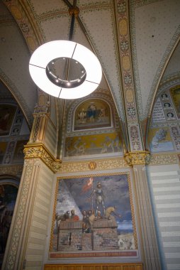 Hollanda 'nın Rijksmuseum Müzesi Onur Müzesi Hollanda sanat ve tarihine adanmış 21 Temmuz 2025 tarihinde Hollanda' nın Amsterdam kentindeki Müze Meydanı 'nda bulunmaktadır.