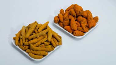 Bağışıklık desteğinden ortak sağlığa kadar sayısız zerdeçal faydalarını araştırarak bütünsel sağlığın dünyasına dalın.