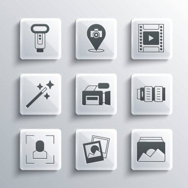 Fotoğraf makinesinin fotoğraf objektifi kamera odak çizgisini ayarlayın. Flaş ve film rulo kartuşu simgesine rötuş yapın. Vektör.