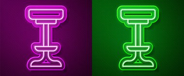 Parlayan neon çizgili sandalye simgesi mor ve yeşil arkaplanda izole edilmiş. Vektör