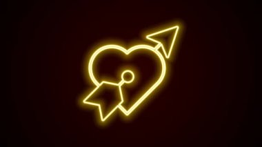 Siyah zemin üzerinde izole edilmiş kalp ve ok ikonu olan parlak neon çizgi Amour sembolü. Aşk işareti. Sevgililer günün kutlu olsun. 4K Video hareketli grafik canlandırması.