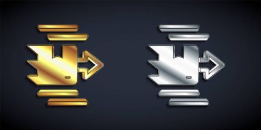 Siyah arka planda izole edilmiş altın ve gümüş karton kutu simgesi. Kutu, paket, paket işareti. Teslimat ve ambalaj. Uzun gölge tarzı. Vektör