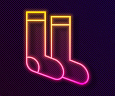 Parlayan neon hattı Çorap simgesi siyah arkaplanda izole edildi. Vektör.