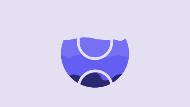 青いテニスボールのアイコンは紫色の背景に隔離されました スポーツ用具 4Kビデオモーショングラフィックアニメーション — ストック動画