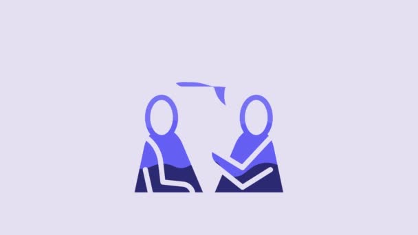 Двоє Сидячих Чоловіків Говорять Іконою Ізольовано Пурпуровому Фоні Розмова Бульбашки — стокове відео