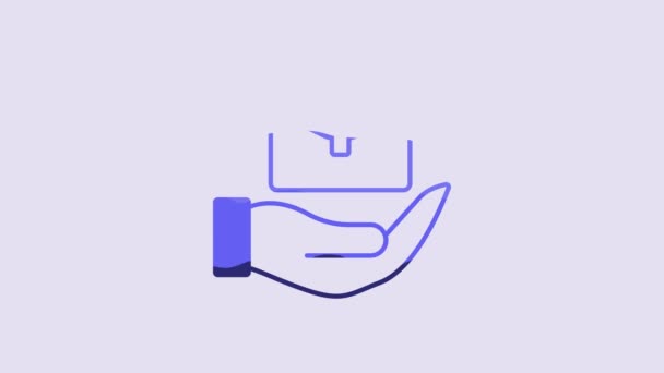 Niebieska Ręka Trzymająca Ikonę Walizki Fioletowym Tle Koncepcja Ubezpieczenia Ochrona — Wideo stockowe