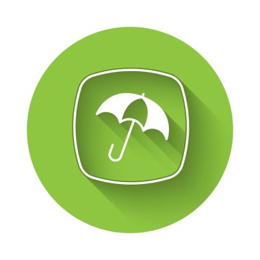 Beyaz Şemsiye simgesi uzun gölge arkaplan izole. Sigorta konsepti. Su geçirmez ikon. Koruma, güvenlik, güvenlik kavramı. Yeşil daire düğmesi. Vektör