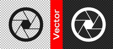 Siyah Kamera deklanşör simgesi şeffaf arkaplanda izole edildi. Vektör