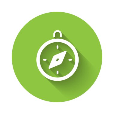 Beyaz Pusula simgesi uzun gölge arkaplanı ile izole edildi. Rüzgâr yön bulma sembolü. Rüzgar gül işareti. Yeşil daire düğmesi. Vektör