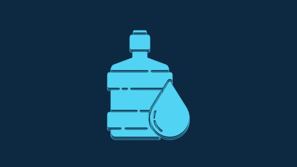 Голубая Большая Бутылка Иконой Чистой Воды Выделенной Синем Фоне Пластиковый — стоковое видео