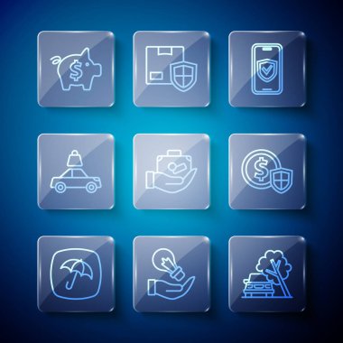 Hat Şemsiye, elinde ampul devrilen ağaçtan zarar gören araba, online sigorta seyahat çantası, sigorta, kalkan ikonlu domuz kumbarası ve para. Vektör